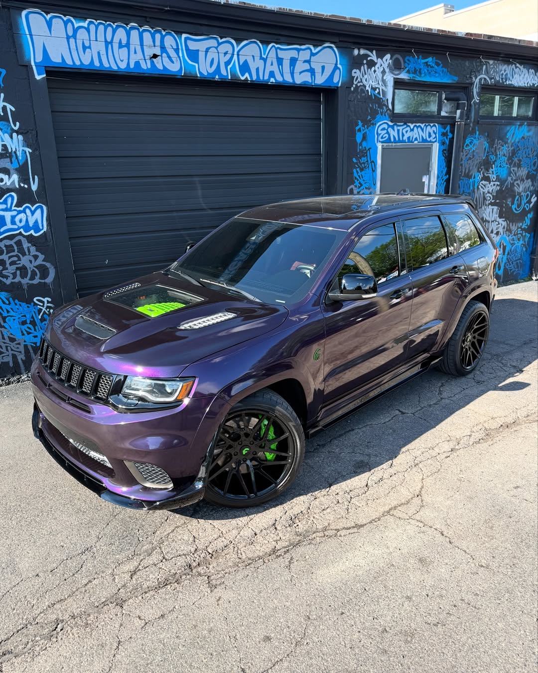 Jeep Trackhawk - Side