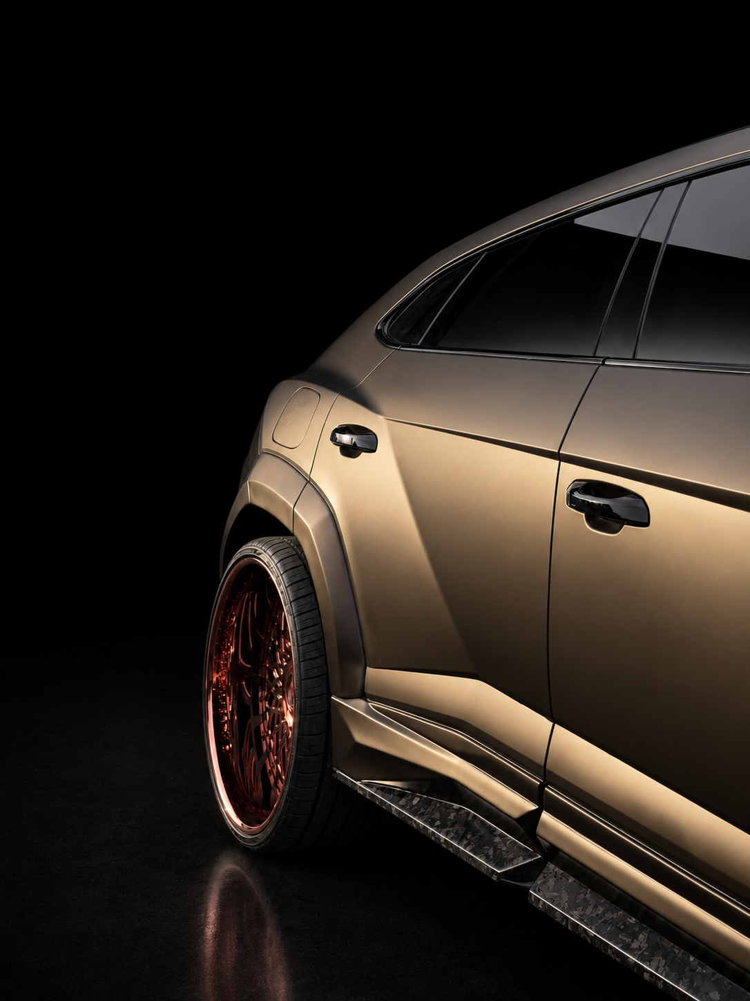 Lamborghini Urus - Side